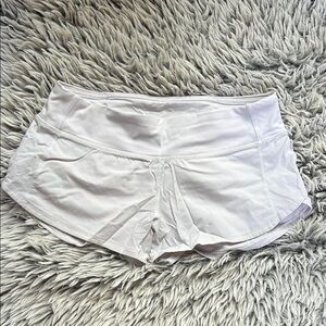 Lululemon Speed Up Shorts 2.5” Size 6